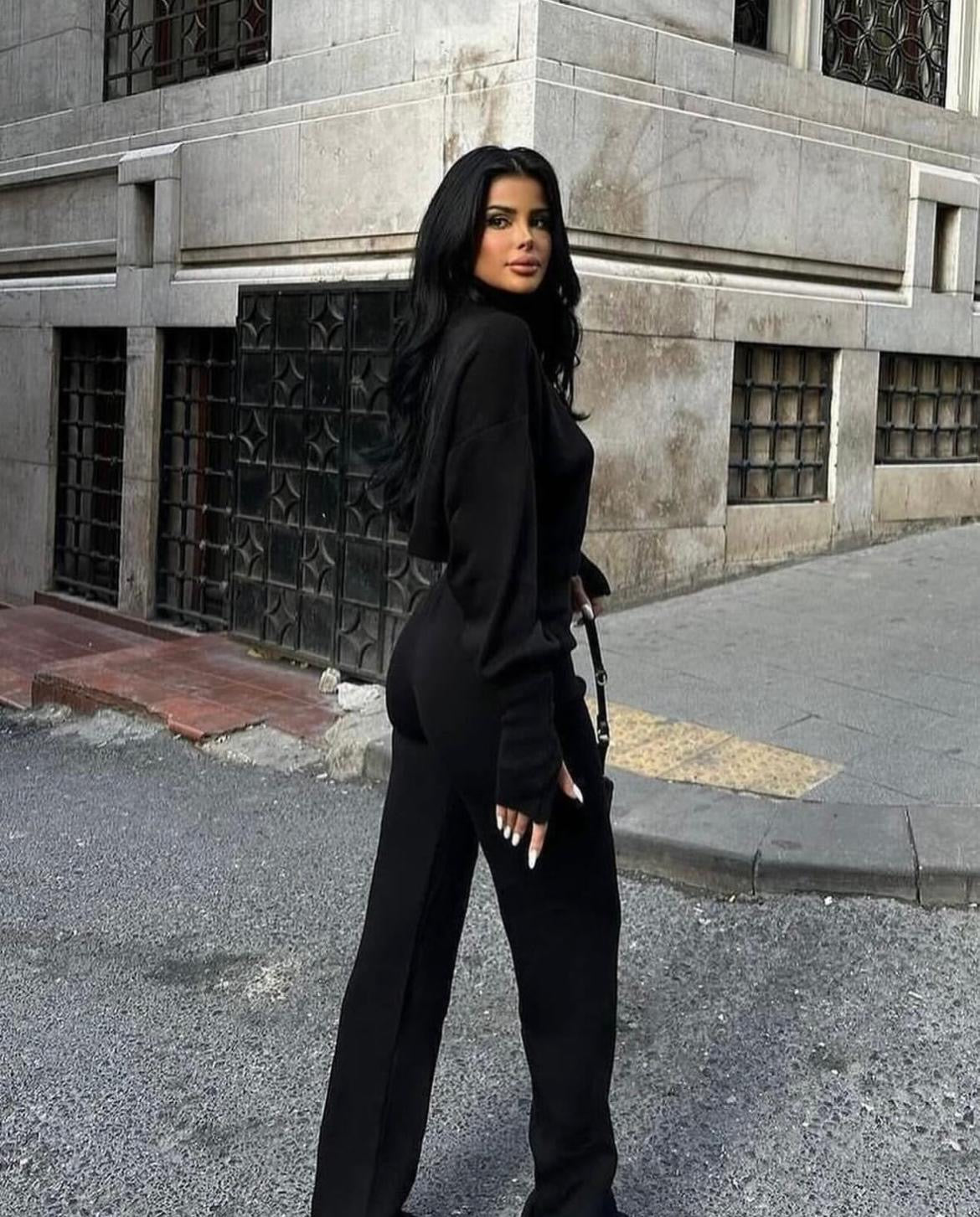 COMPLEU ILIA - NEGRU - eLiaShop.ro Magazin de haine online