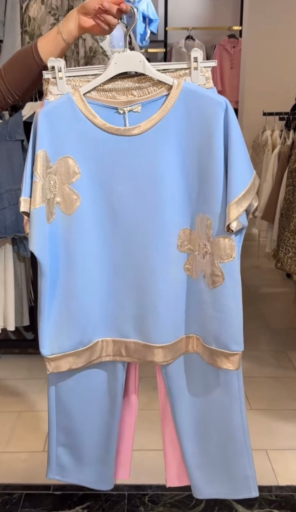 Compleu Iris - Magazin de haine online