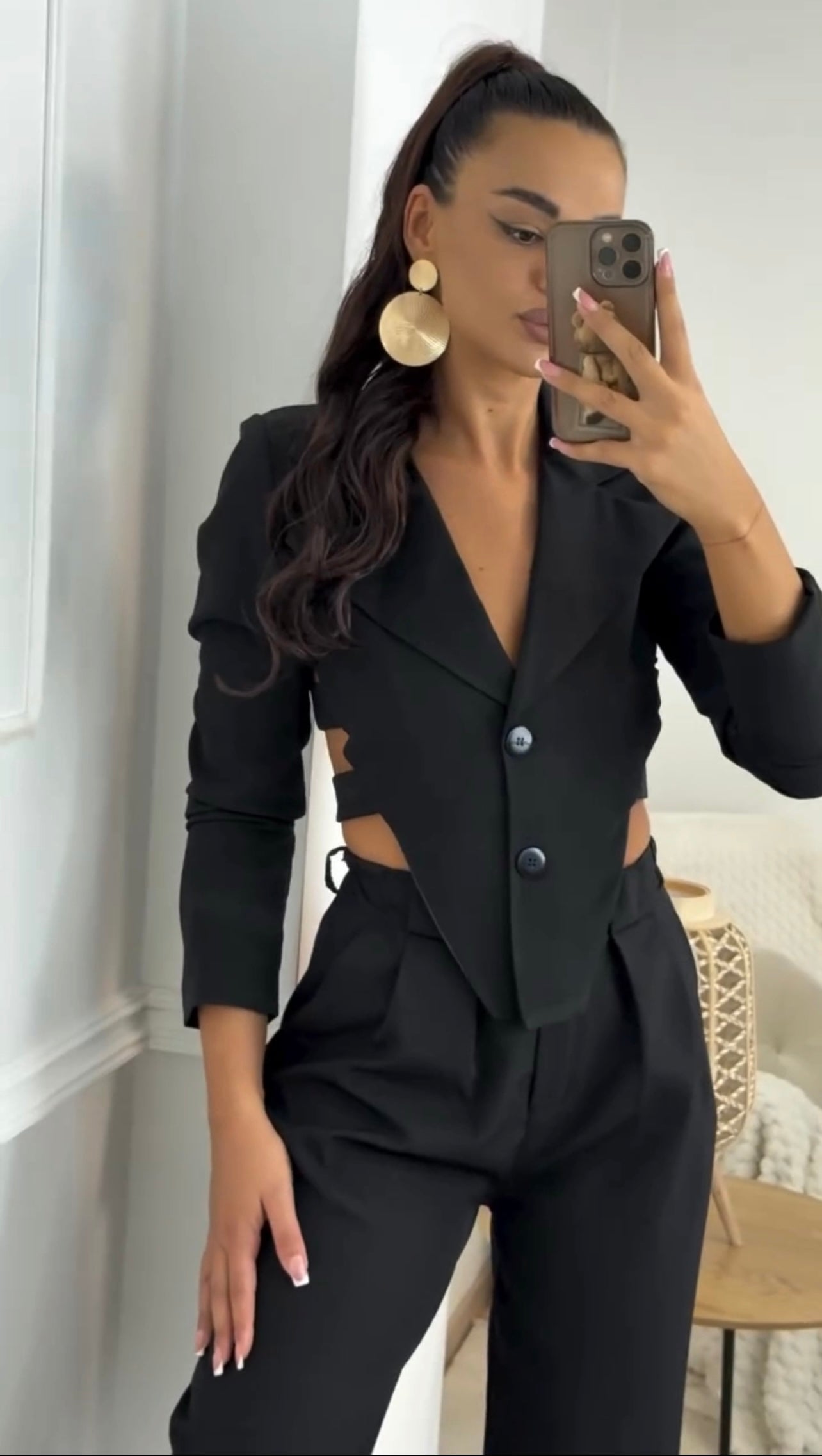 Compleu Reina - Magazin de haine online