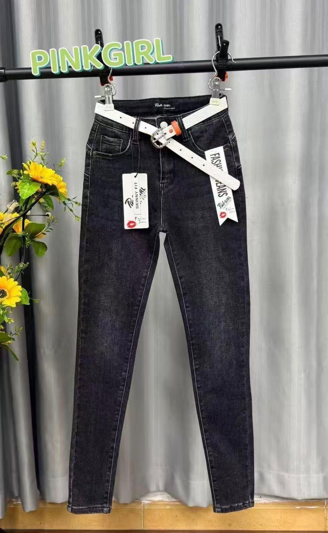 Blugi Leila - eLiaShop.ro Magazin de haine online